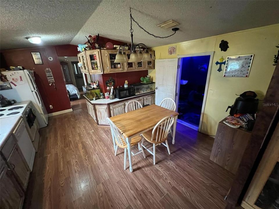 En Venta: $156,500 (2 camas, 2 baños, 924 Pies cuadrados)