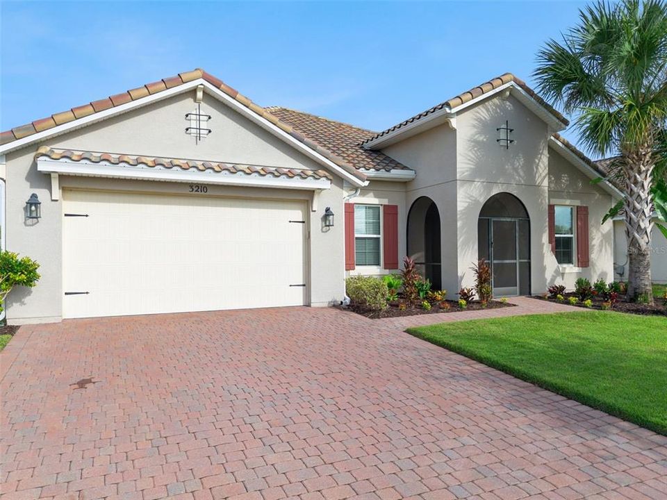 For Sale: $489,800 (4 beds, 3 baths, 2430 Square Feet)