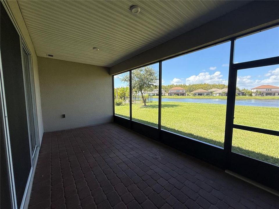 For Sale: $489,800 (4 beds, 3 baths, 2430 Square Feet)