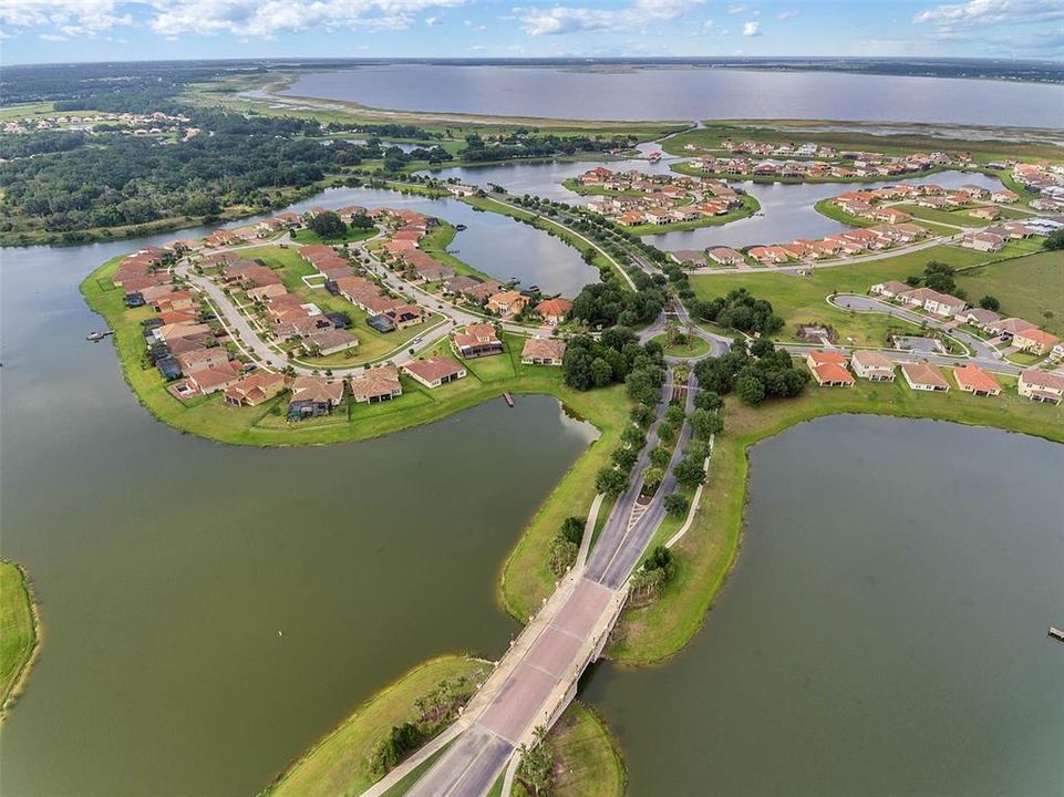 For Sale: $489,800 (4 beds, 3 baths, 2430 Square Feet)