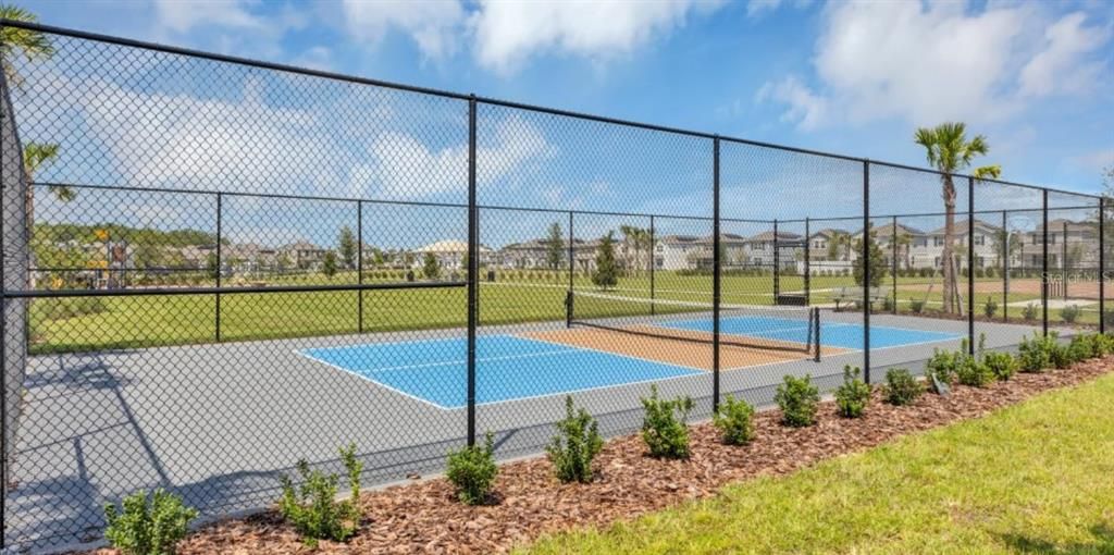 出租: $2,000 (4 贝兹, 3 浴室, 2174 平方英尺)