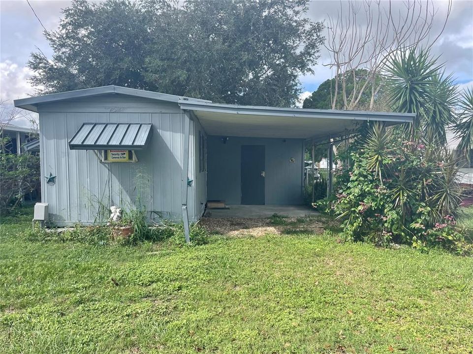 待售: $69,900 (1 贝兹, 1 浴室, 940 平方英尺)