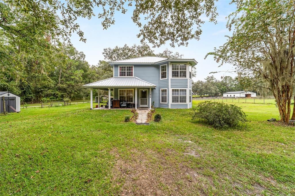 For Sale: $359,900 (3 beds, 2 baths, 1640 Square Feet)