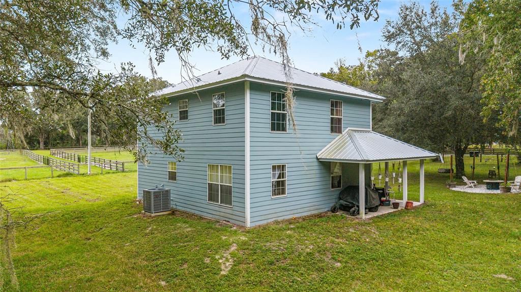 For Sale: $359,900 (3 beds, 2 baths, 1640 Square Feet)