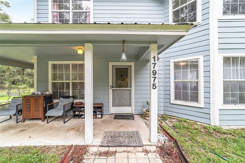 For Sale: $359,900 (3 beds, 2 baths, 1640 Square Feet)