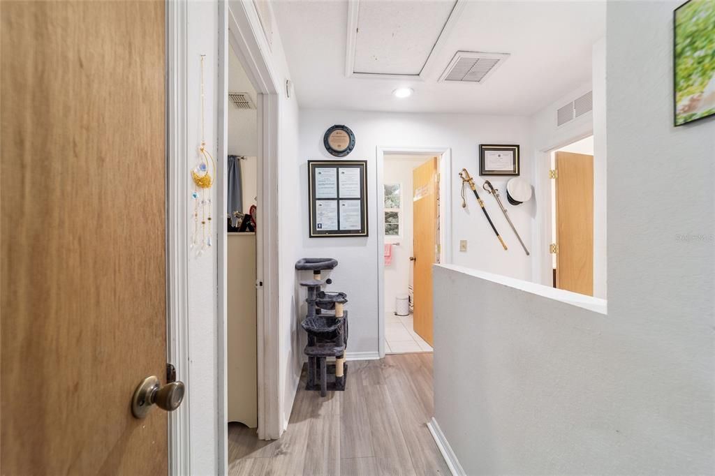 For Sale: $359,900 (3 beds, 2 baths, 1640 Square Feet)