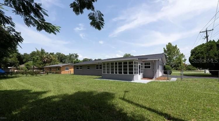 待售: $250,000 (3 贝兹, 2 浴室, 1288 平方英尺)