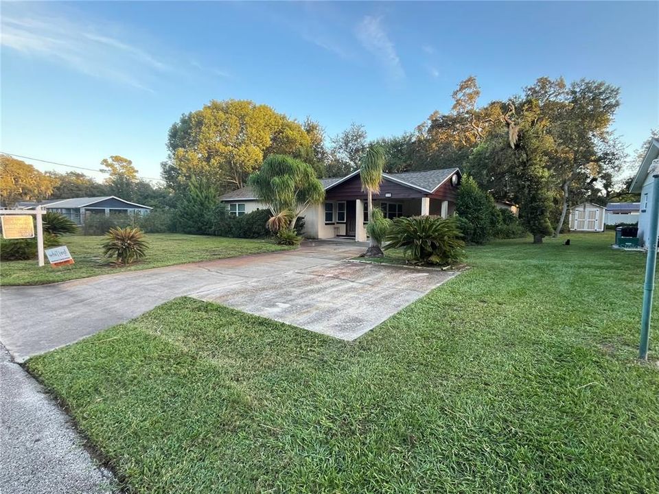 For Sale: $249,000 (3 beds, 2 baths, 1320 Square Feet)