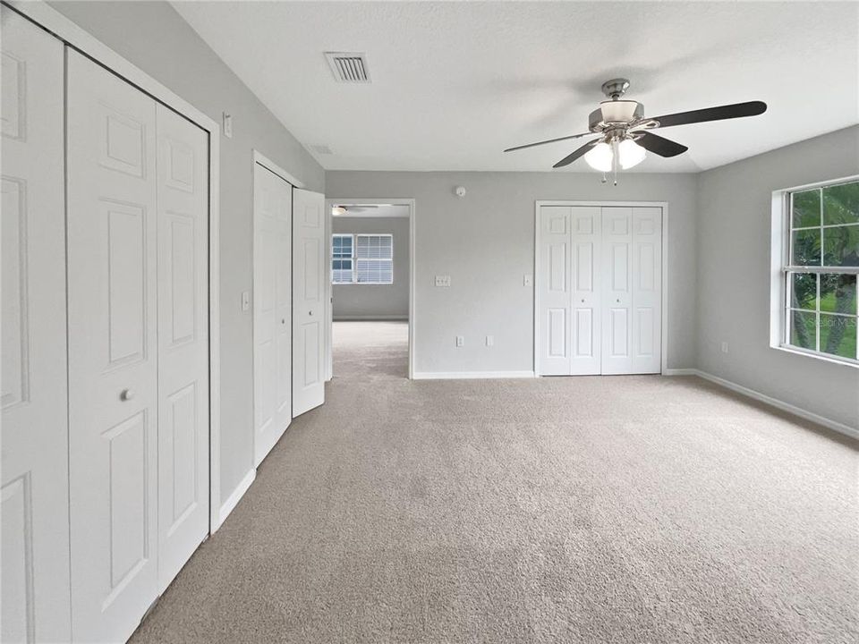 На продажу: $263,000 (2 спален, 2 ванн, 1270 Квадратных фут)