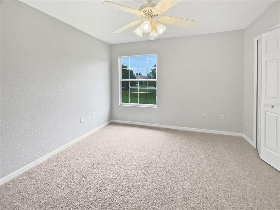 На продажу: $263,000 (2 спален, 2 ванн, 1270 Квадратных фут)