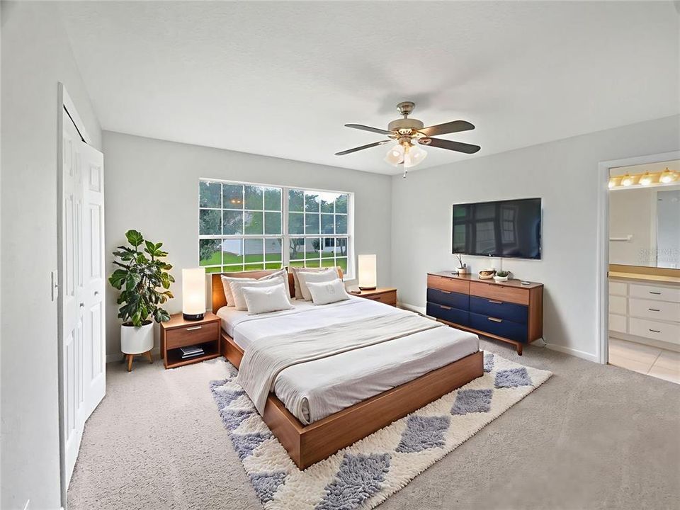 На продажу: $263,000 (2 спален, 2 ванн, 1270 Квадратных фут)