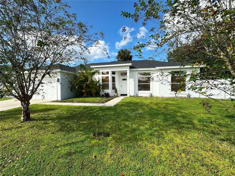 Active With Contract: $382,500 (4 beds, 2 baths, 1581 Square Feet)