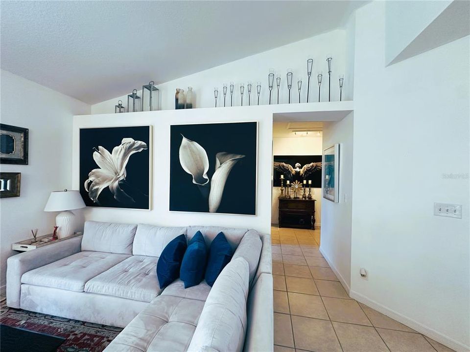 Active With Contract: $382,500 (4 beds, 2 baths, 1581 Square Feet)