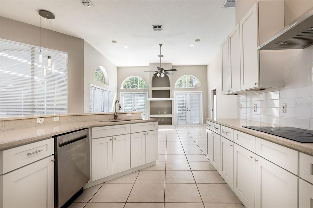 待售: $724,900 (5 贝兹, 4 浴室, 3892 平方英尺)