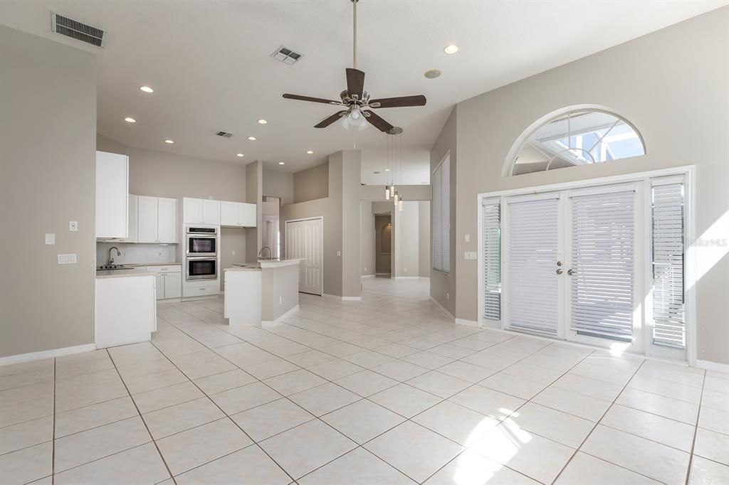 待售: $724,900 (5 贝兹, 4 浴室, 3892 平方英尺)