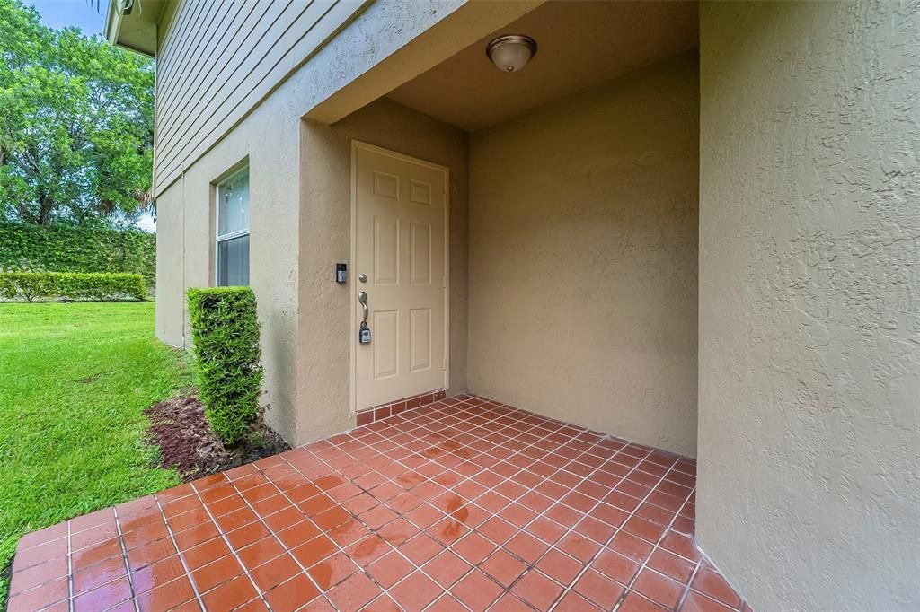 Под контрактом: $380,000 (3 спален, 2 ванн, 1603 Квадратных фут)