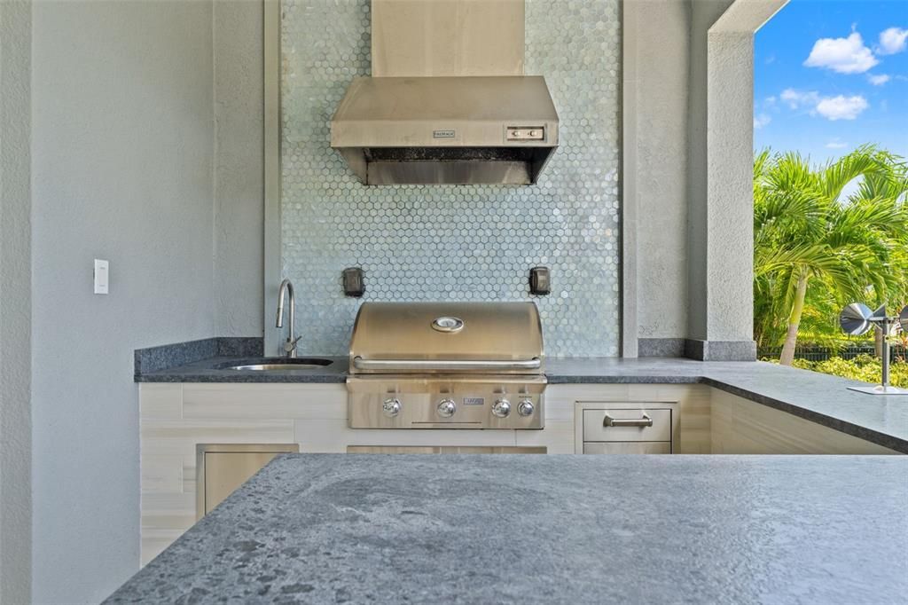 En Venta: $2,395,000 (4 camas, 4 baños, 3543 Pies cuadrados)