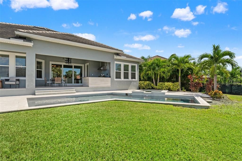 En Venta: $2,395,000 (4 camas, 4 baños, 3543 Pies cuadrados)