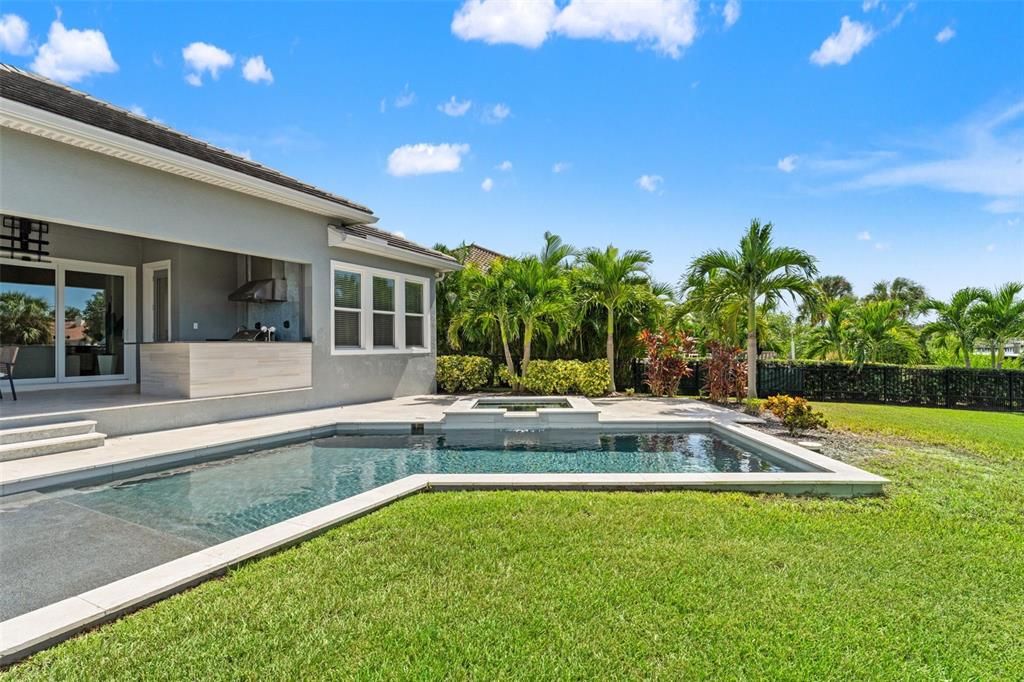 En Venta: $2,395,000 (4 camas, 4 baños, 3543 Pies cuadrados)