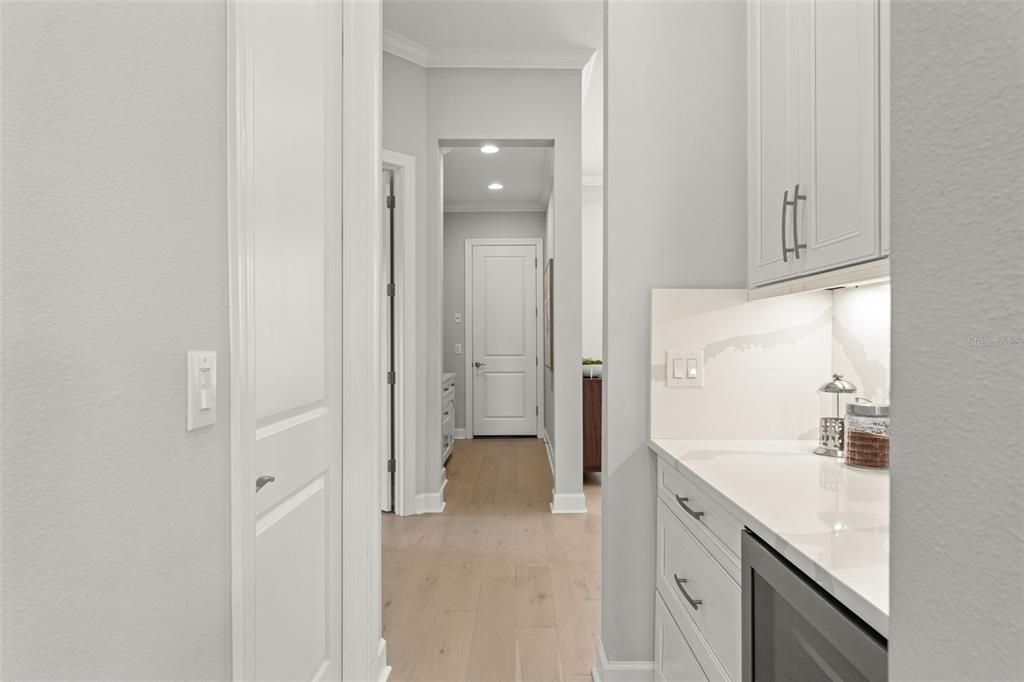 En Venta: $2,395,000 (4 camas, 4 baños, 3543 Pies cuadrados)