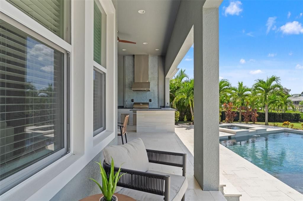 En Venta: $2,395,000 (4 camas, 4 baños, 3543 Pies cuadrados)