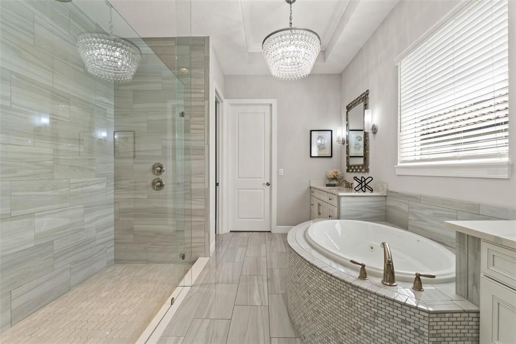 En Venta: $2,395,000 (4 camas, 4 baños, 3543 Pies cuadrados)