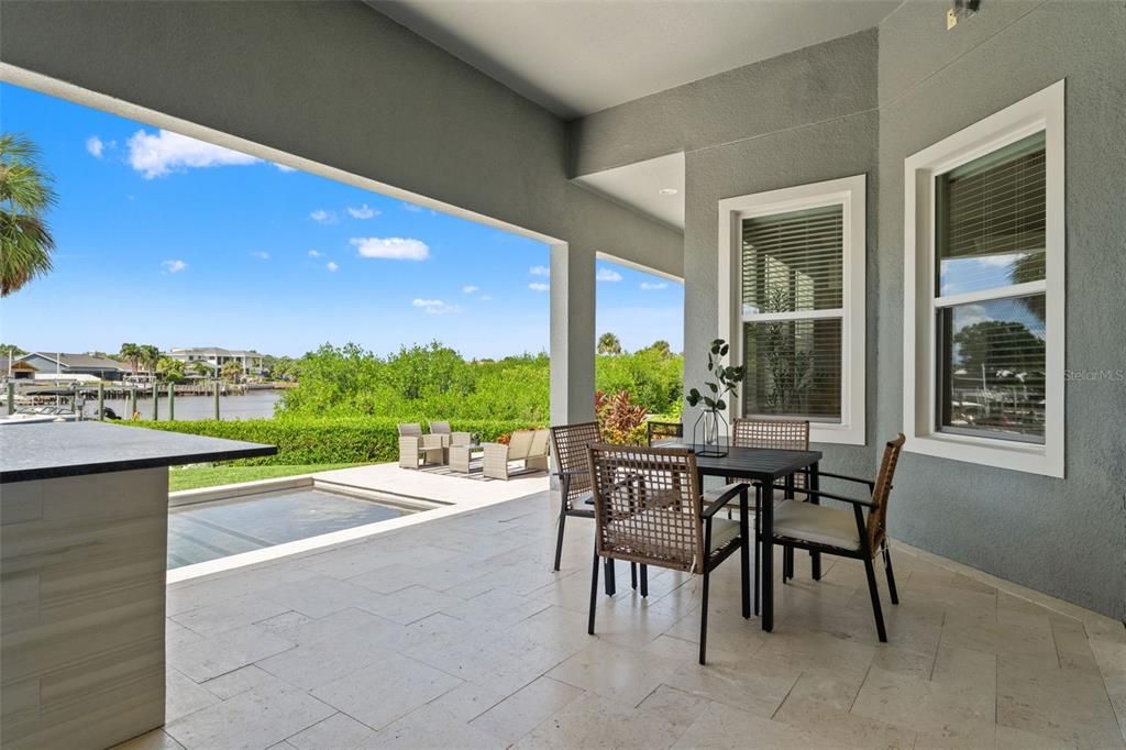 En Venta: $2,395,000 (4 camas, 4 baños, 3543 Pies cuadrados)