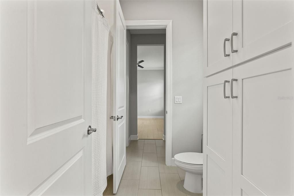 En Venta: $2,395,000 (4 camas, 4 baños, 3543 Pies cuadrados)