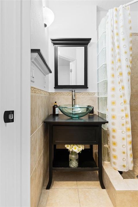 出租: $3,300 (2 贝兹, 2 浴室, 1505 平方英尺)