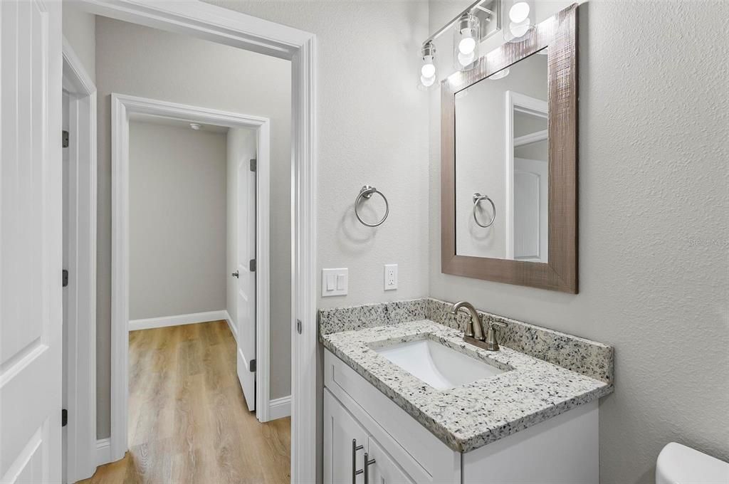 出租: $1,800 (3 贝兹, 2 浴室, 1189 平方英尺)