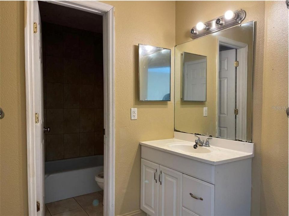 В аренду: $1,250 (1 спален, 1 ванн, 642 Квадратных фут)