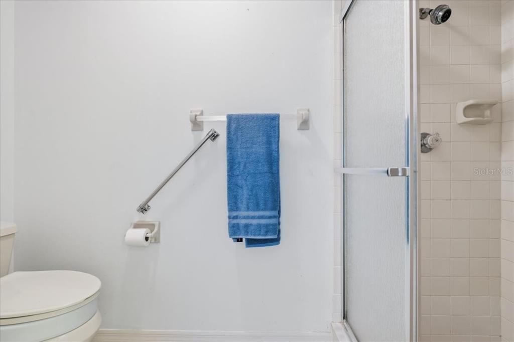 На продажу: $224,900 (2 спален, 2 ванн, 1314 Квадратных фут)