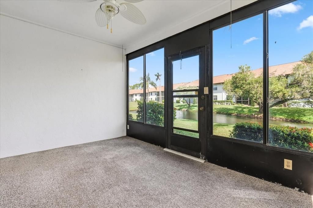 На продажу: $224,900 (2 спален, 2 ванн, 1314 Квадратных фут)