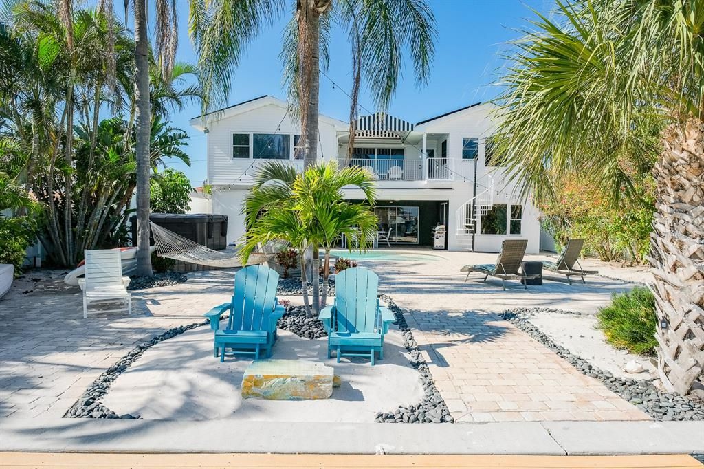 For Sale: $1,500,000 (4 beds, 4 baths, 2780 Square Feet)