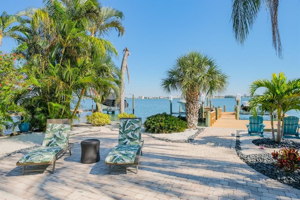 For Sale: $1,500,000 (4 beds, 4 baths, 2780 Square Feet)