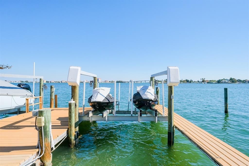 For Sale: $1,500,000 (4 beds, 4 baths, 2780 Square Feet)