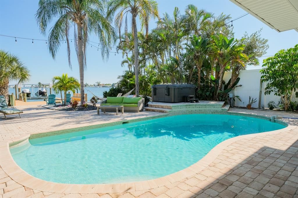 For Sale: $1,500,000 (4 beds, 4 baths, 2780 Square Feet)