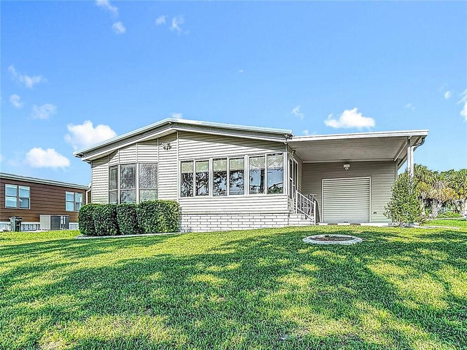 For Sale: $199,000 (2 beds, 2 baths, 1512 Square Feet)