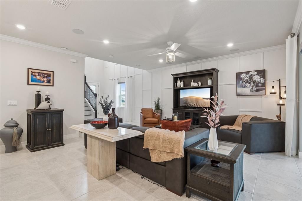 For Sale: $670,000 (4 beds, 2 baths, 2473 Square Feet)