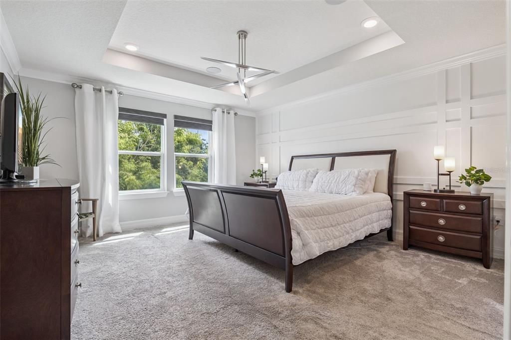 For Sale: $670,000 (4 beds, 2 baths, 2473 Square Feet)