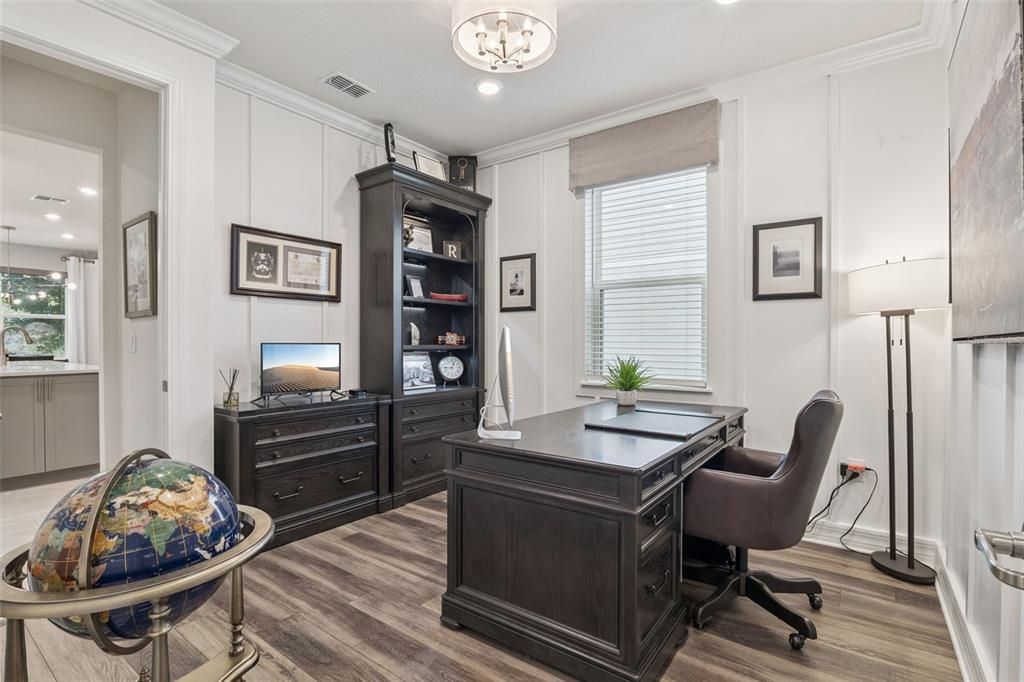 For Sale: $670,000 (4 beds, 2 baths, 2473 Square Feet)