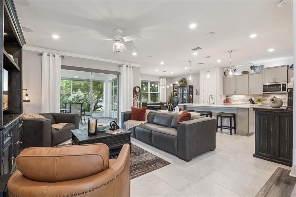 For Sale: $670,000 (4 beds, 2 baths, 2473 Square Feet)