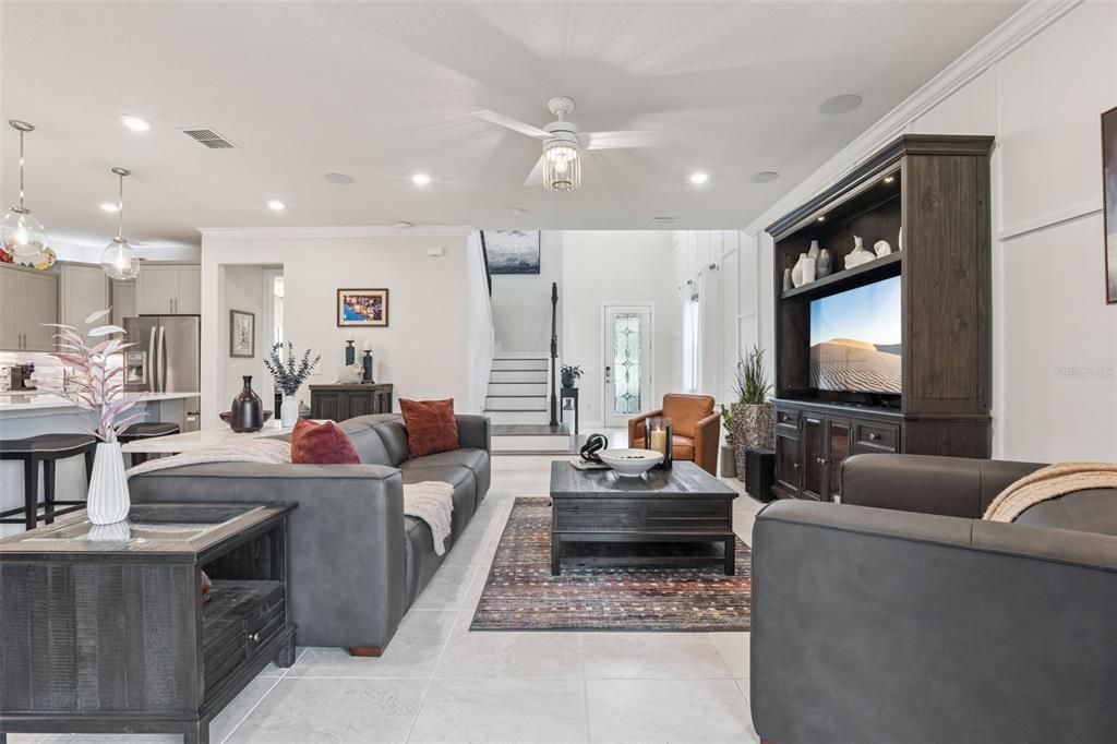 For Sale: $670,000 (4 beds, 2 baths, 2473 Square Feet)