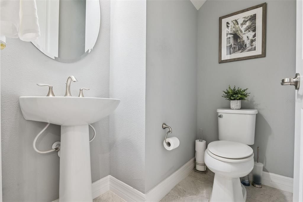 For Sale: $670,000 (4 beds, 2 baths, 2473 Square Feet)