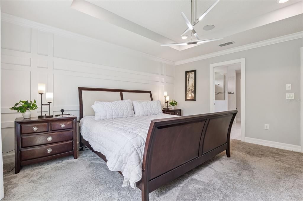 For Sale: $670,000 (4 beds, 2 baths, 2473 Square Feet)