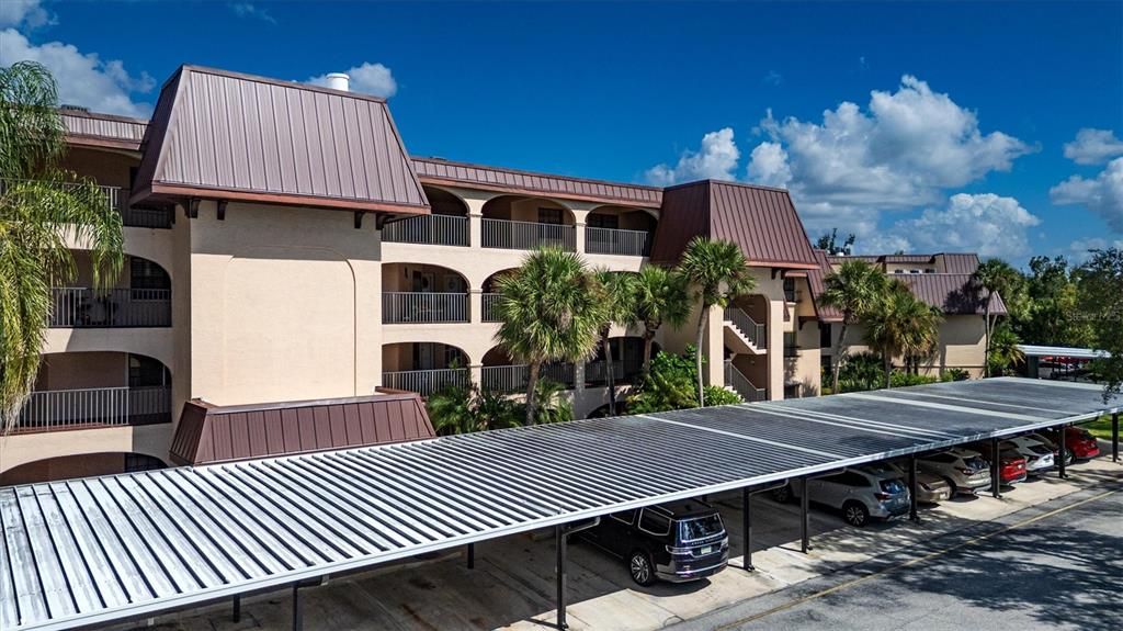 На продажу: $162,222 (2 спален, 2 ванн, 1447 Квадратных фут)