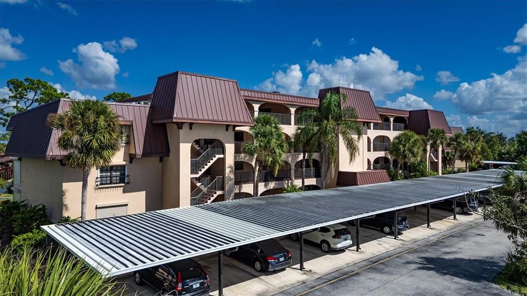 На продажу: $162,222 (2 спален, 2 ванн, 1447 Квадратных фут)