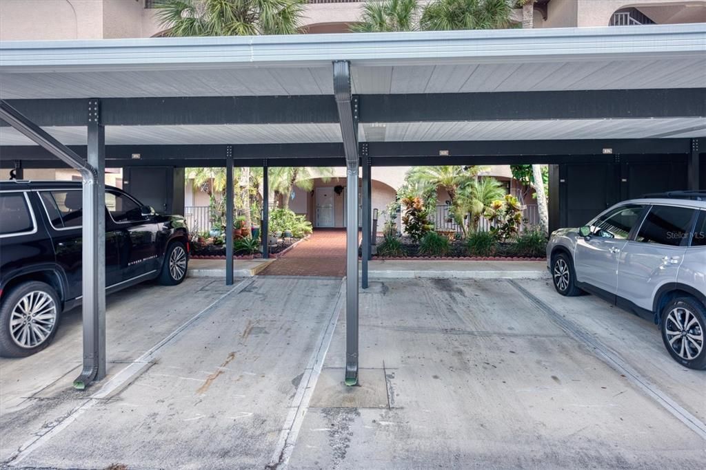 На продажу: $162,222 (2 спален, 2 ванн, 1447 Квадратных фут)