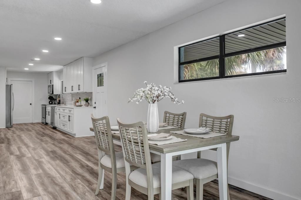 待售: $459,900 (3 贝兹, 2 浴室, 1344 平方英尺)