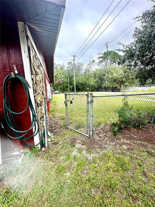 For Sale: $239,900 (3 beds, 2 baths, 1625 Square Feet)